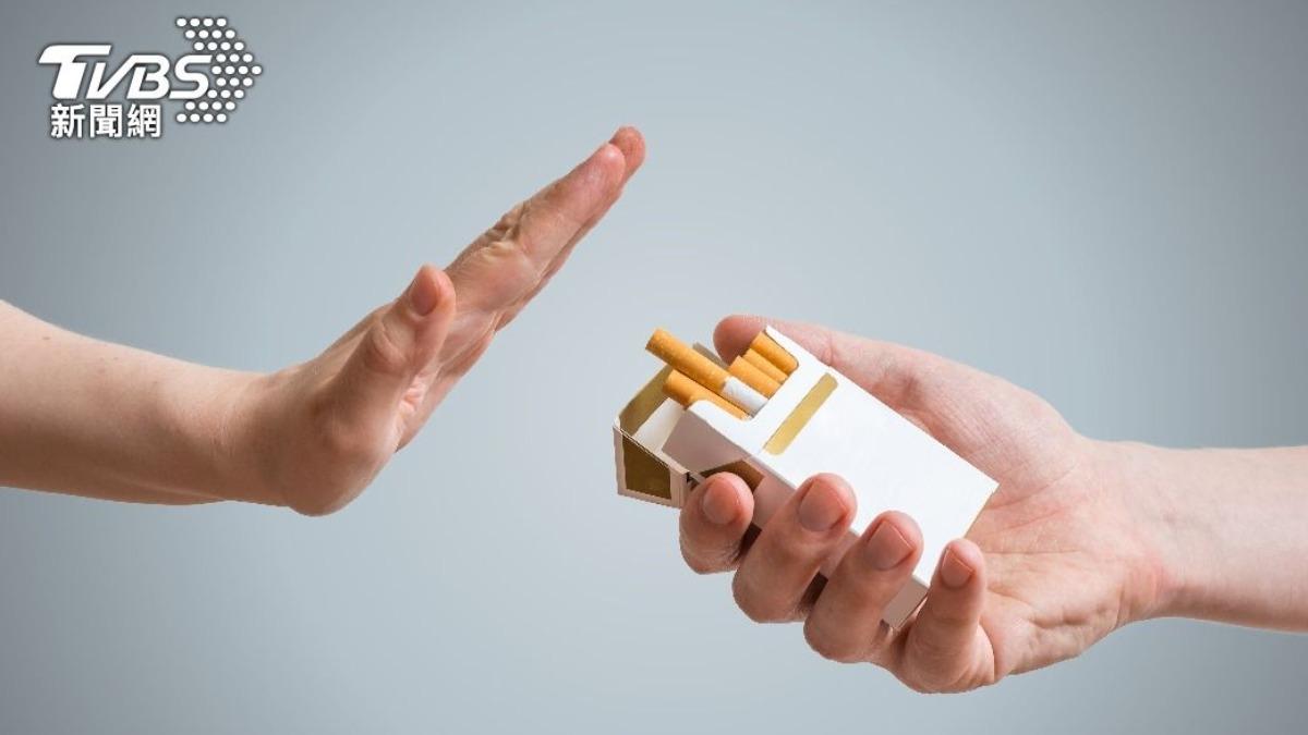 二手菸、三手菸的影響範圍相當大。（示意圖／shutterstock 達志影像）