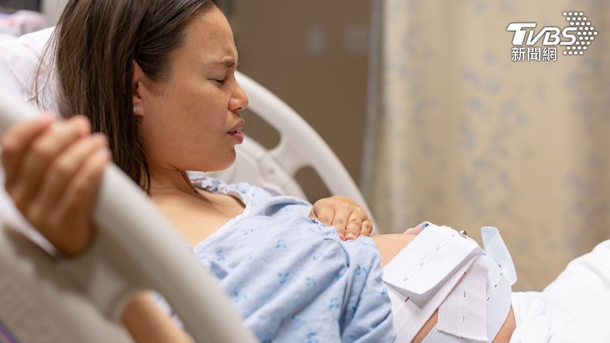 孕婦生產想打「無痛分娩」遭拒!無情尪嫌:妳沒上班有錢付嗎?