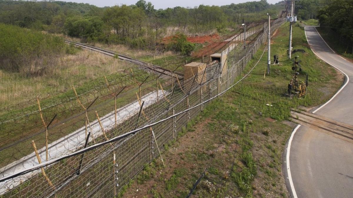 稱對南韓戰爭演習!北韓宣布:今起「完全切斷」連接鐵路和公路