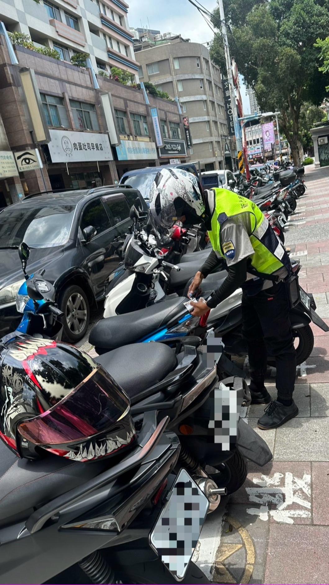 國慶日板橋、坪林等觀光及商圈假日收費路段維持收費。(圖/新北市政府提供)