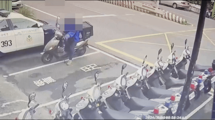 驚悚片/新北男開車打瞌睡「派出所前暴衝」 行人挨撞腦溢血亡
