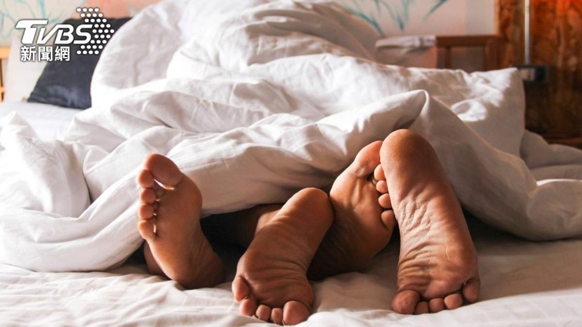 偷吃小20歲嫩妹!帶回家「主臥纏綿」正宮氣炸 人夫恐怖行徑曝