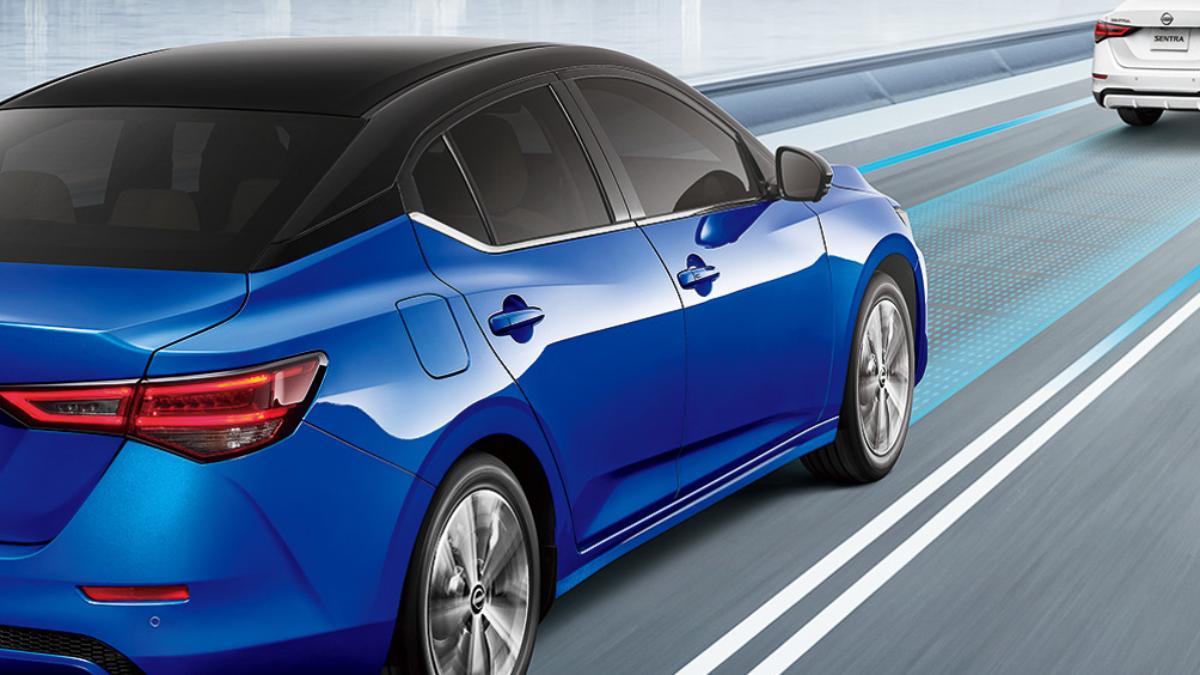 NISSAN的獨門絕技:PFCW超視距車輛追撞警示系統。(圖/Nissan提供)