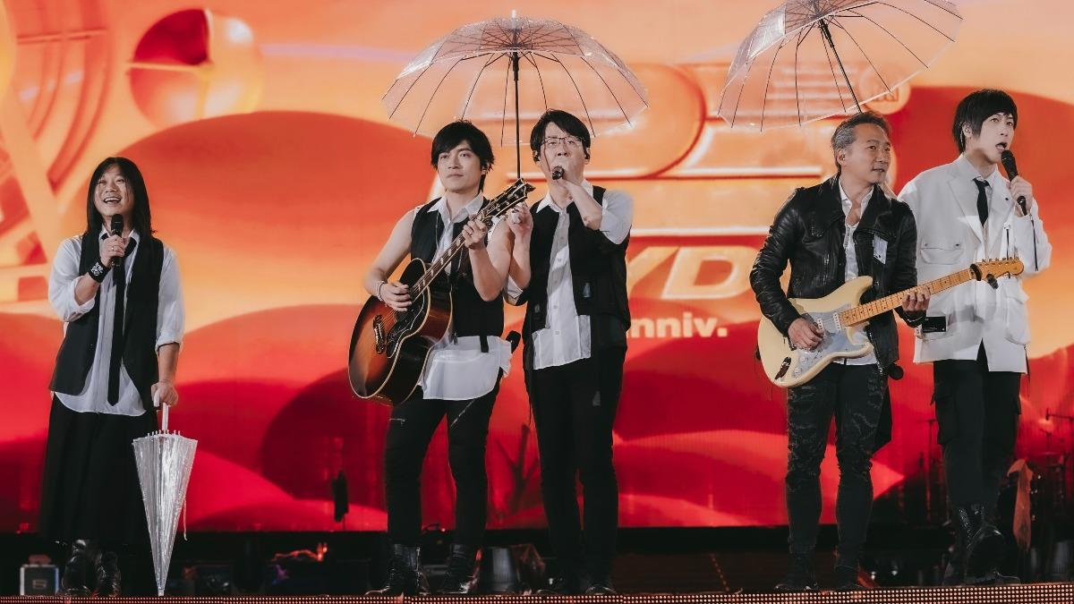 五月天11月將在高雄以及花蓮舉辦「2024 Just Love It!一路向東」演唱會。(圖/相信音樂提供)