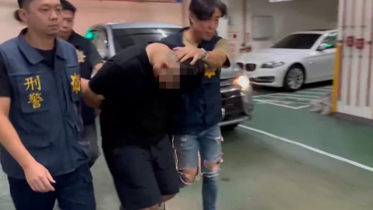 蔡男因涉毒品案遭通緝,故才會在肇事後棄車逃逸。(圖/翻攝自記者爆料網)
