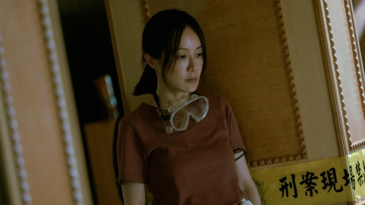尹馨口罩放玉蘭花除臭。(圖/公視台語台、華視提供)