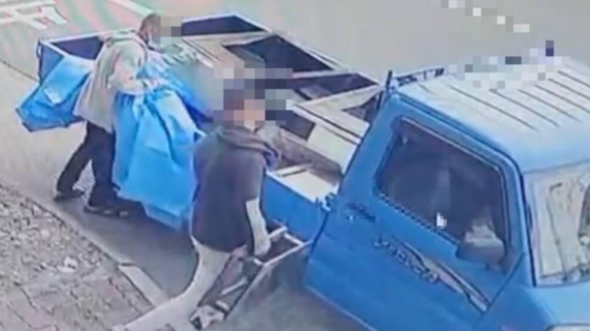 200萬古董被「整桌捧去」!台南2男裝信徒 神明面前行竊