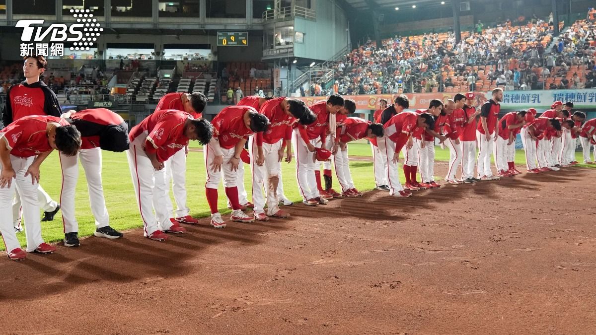 味全龍二軍奪隊史第2冠!「滅頂」發起人祝賀:感謝三董