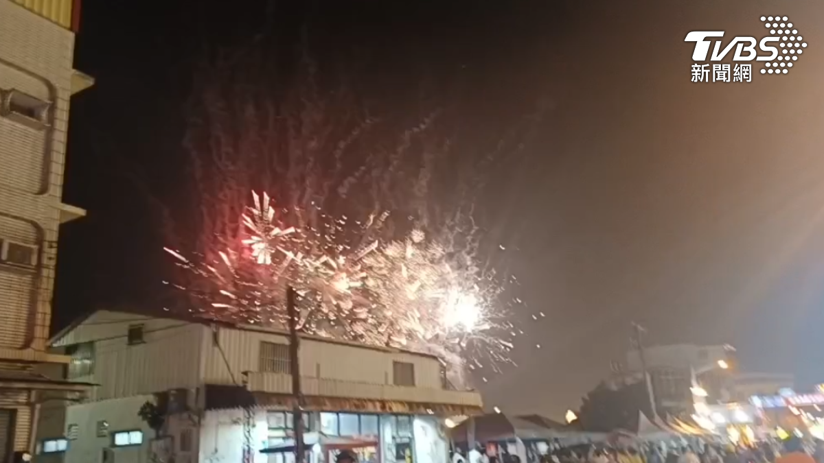屏東市區夜傳巨響!連發狂轟「房子都在震」 真相曝光網氣炸