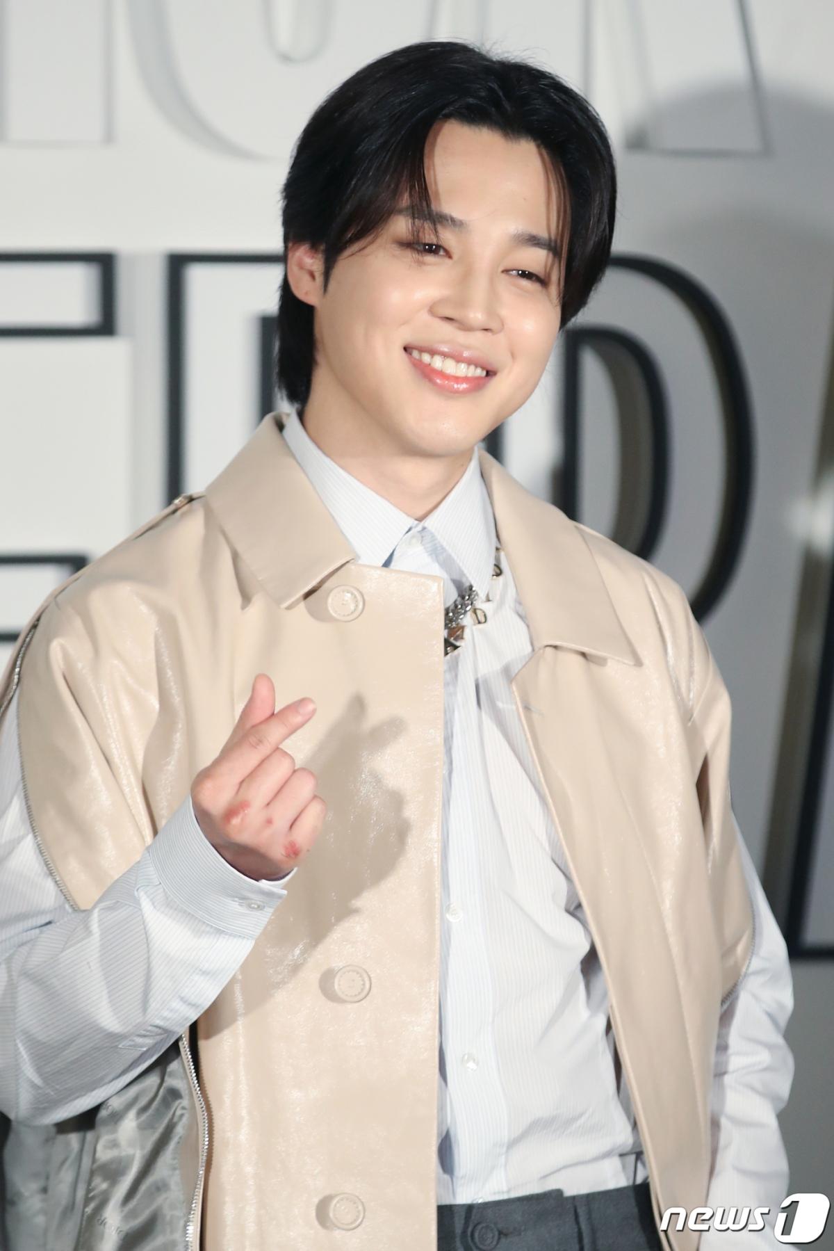 李陳鎬向BTS成員Jimin借了韓幣1億元。(圖/news1提供)