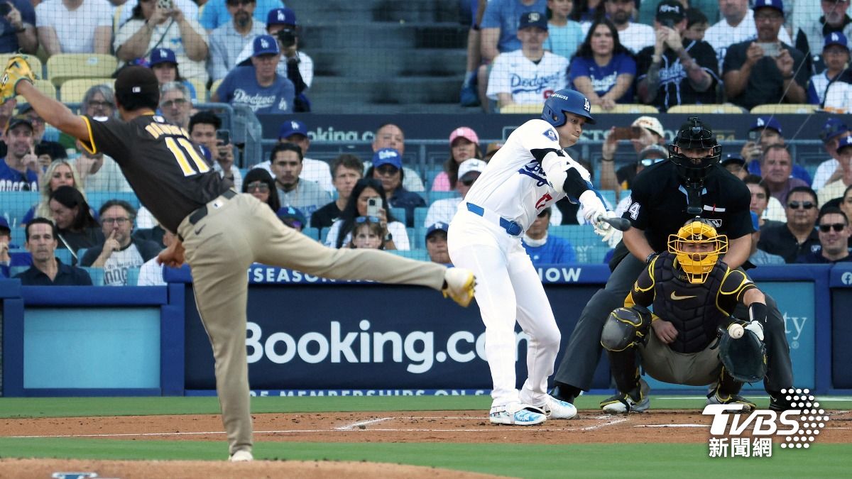 大谷翔平在國聯分區系列賽對上前輩達比修。(圖/達志影像路透社)