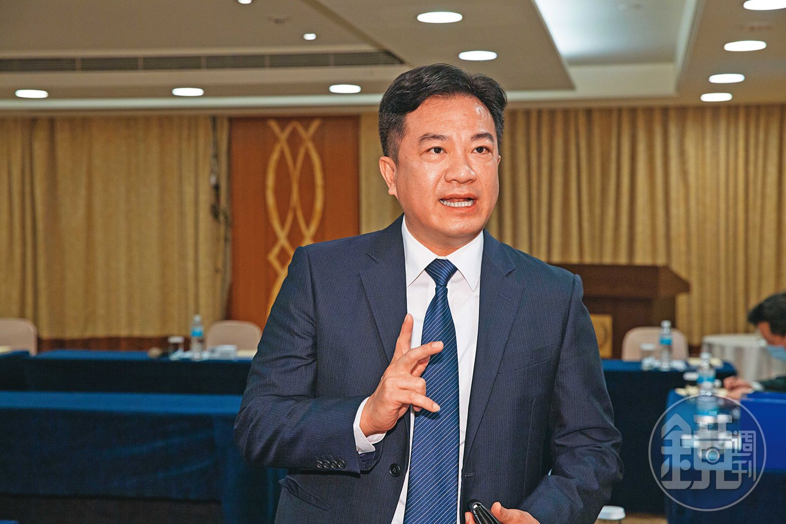 桓鼎爆發掏空案至今,張建智未回台面對,強調在中國保全崇佑資產安全。(圖/鏡週刊提供)