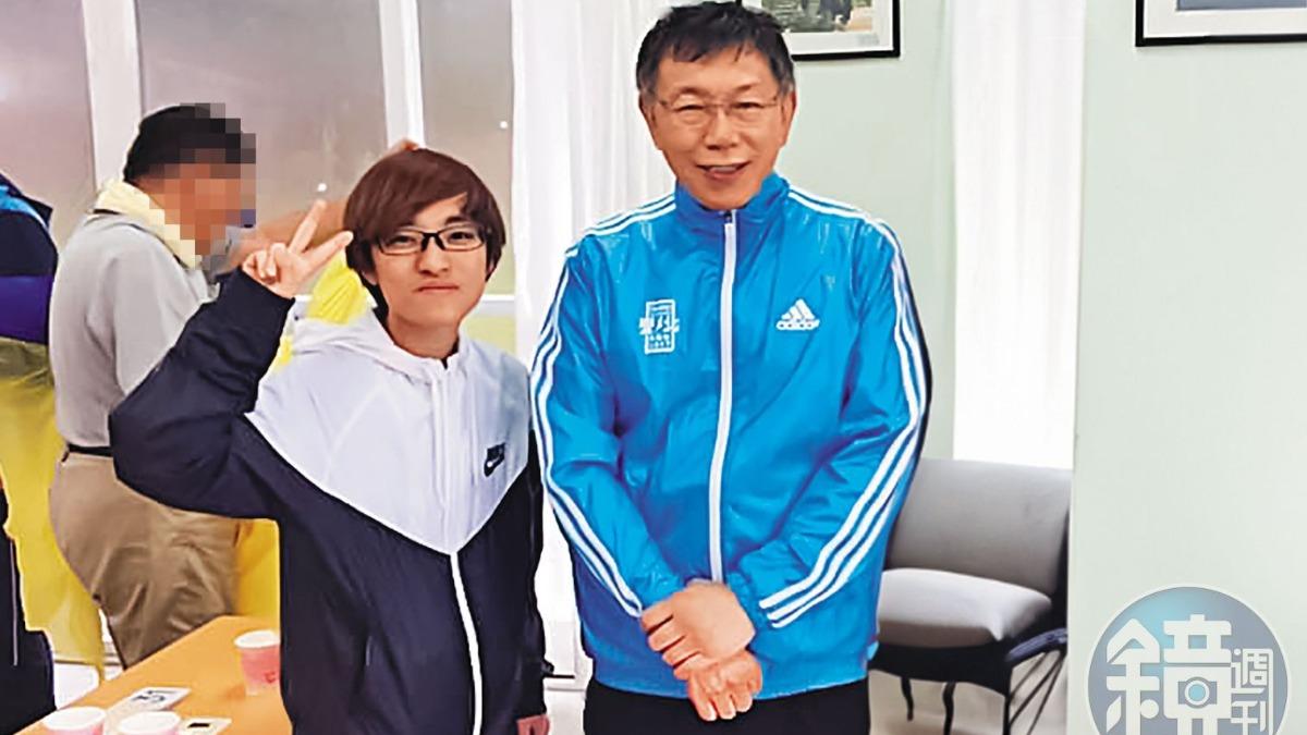柯文哲爆京華城大搜索前 急令貼身帳房橘子「到黨部搬錢」