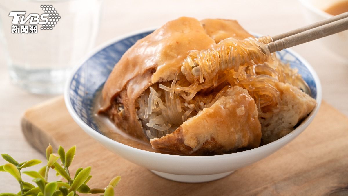 阿給是觀光客去淡水必吃美食之一。(示意圖/shutterstock 達志影像)