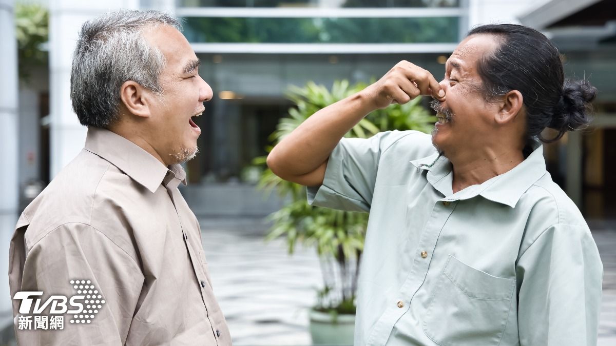 家中長輩有股「老人味」!泌尿醫揭4原因示警:中年男性當心