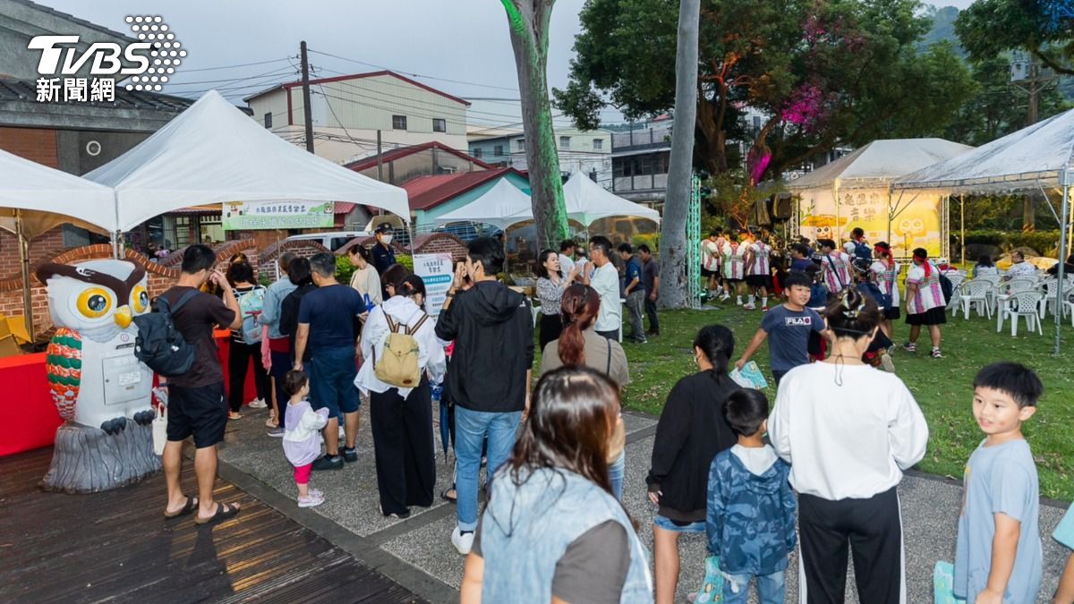天冷來泡湯!高雄六龜「溫泉美食一條街」 好吃好玩一次看