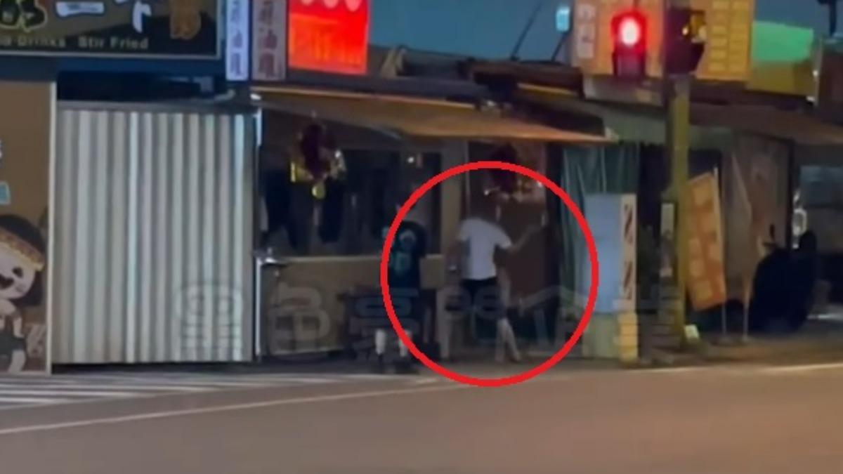被誤會出軌超不爽!花蓮男酒後持鐵棒 狠砸女友小吃店洩憤慘了