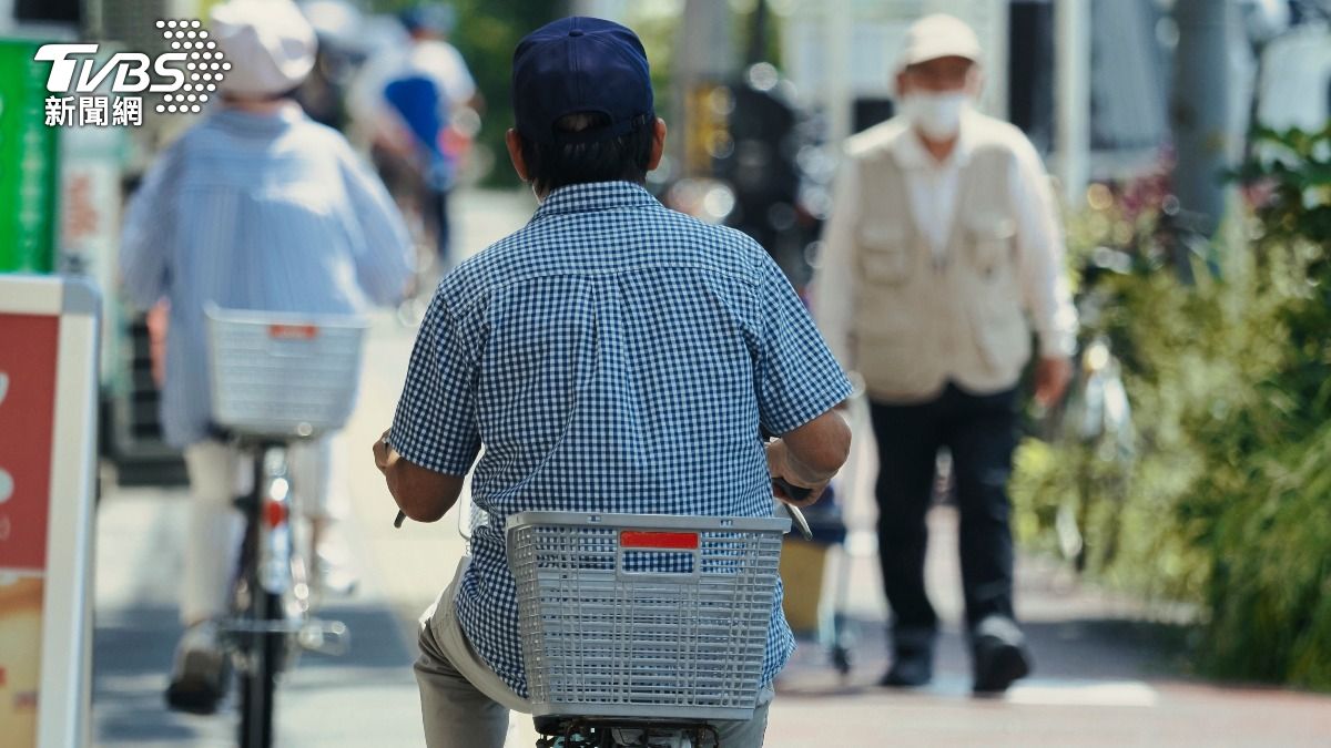 國發會人口報告終發布!總人口大減逾800萬 2025邁入「超高齡社會」