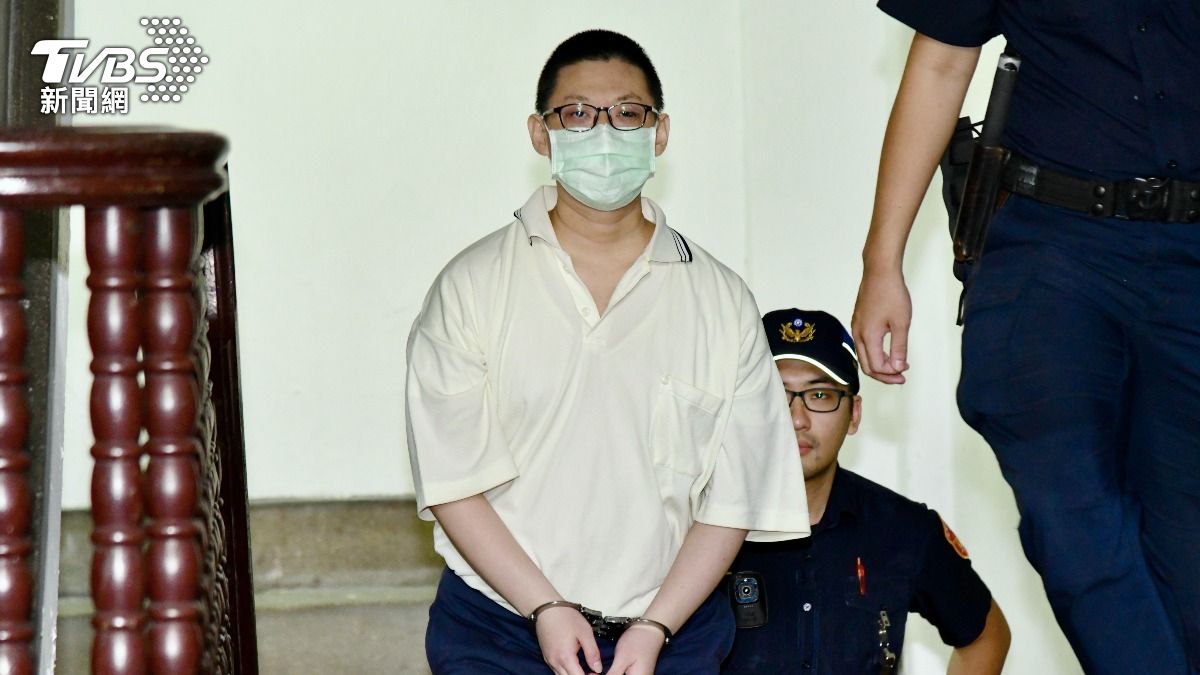 園長之子毛畯坤性侵6女童判28年　二審首開庭「冷眼」瞪媒體