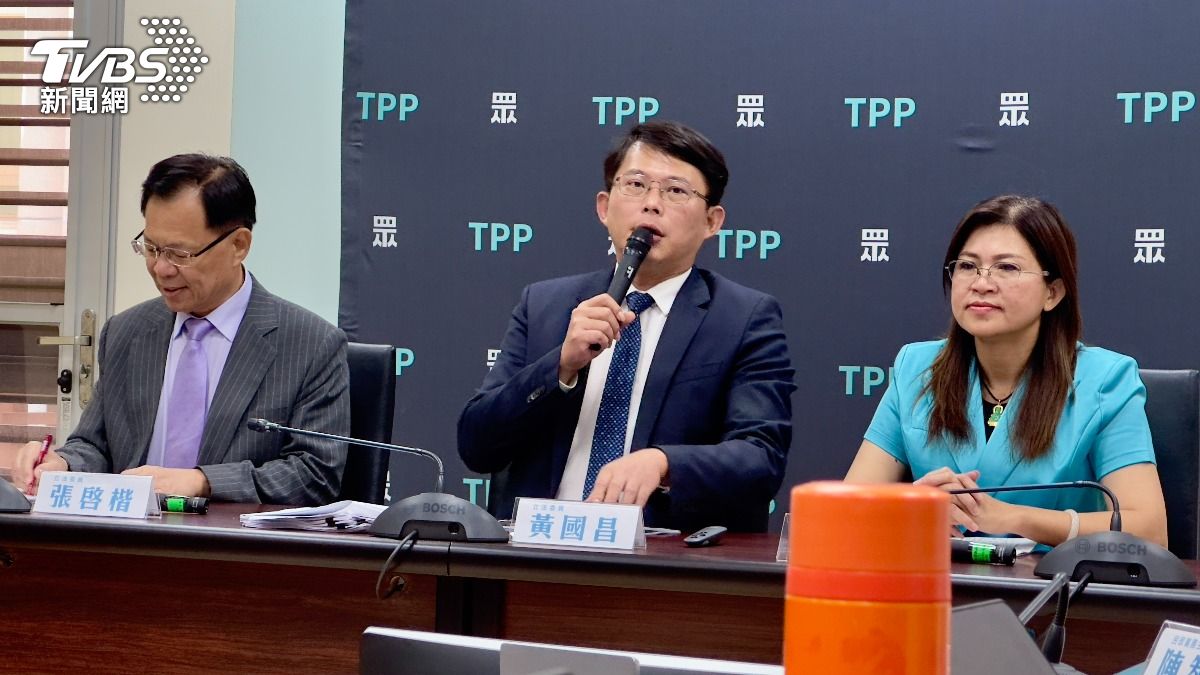 不滿柯建銘指他「笑容詭異」 黃國昌轟人身攻擊:就事論事很難嗎?