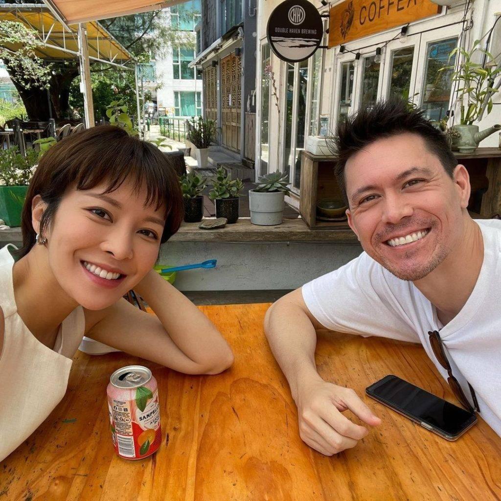 張曦雯與加拿大混血男友Mark Brunyez交往數年,感情非常穩定。(圖/翻攝自IG@kelllycheung)