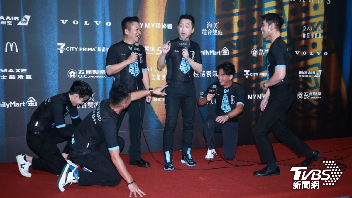 金鐘59/哈林節目才奪獎!主持群苦求「集體下跪」 阿亮感謝張小燕