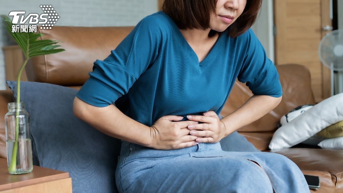 生理期上廁所血爆多!男友打電話狂催「害所有人乾等」 網全勸分