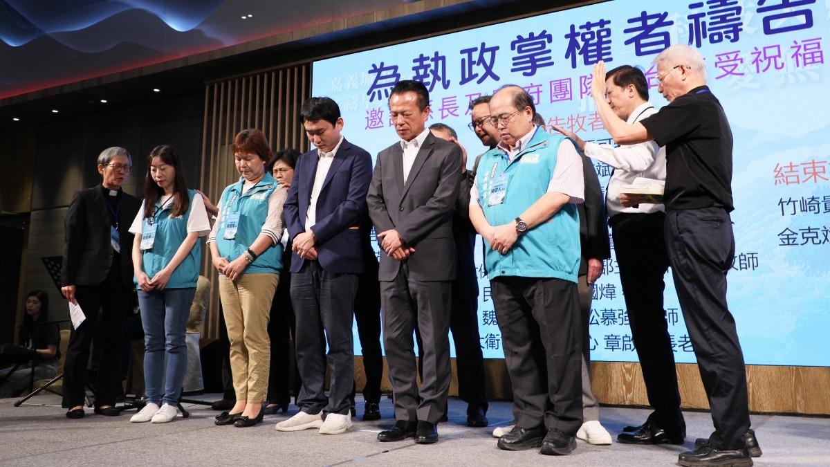 牧者及各界齊聲送上祝福。（圖／TVBS信望愛永續基金會提供）