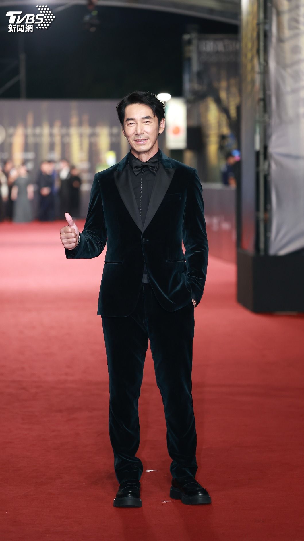 李李仁最後紅毯服裝選擇老婆陶晶瑩最愛的綠色。(圖/TVBS娛樂組攝)