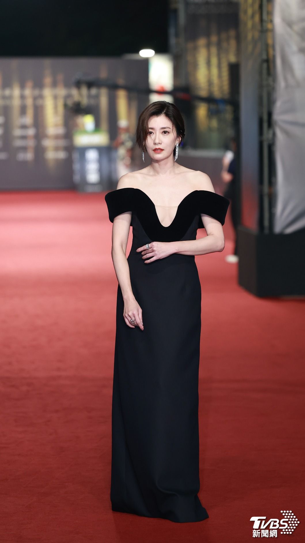 賈靜雯登上紅毯，展現女王氣息。（圖／TVBS娛樂組攝）
