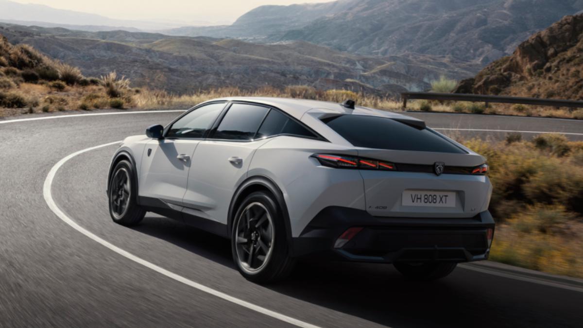 Peugeot E-408雙車型統一具備品牌最新ADAS系統，由5個攝影機和3個雷達收集的資訊來強化車輛感知。（圖／Peugeot提供）