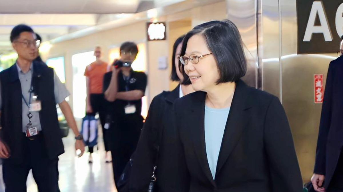 蔡英文訪歐8天今返國 親談成果:個人滿不滿意不是問題