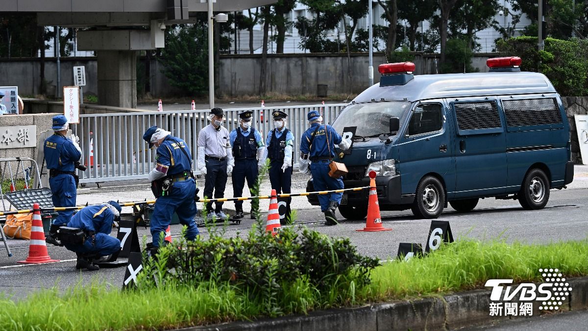 駕車衝撞日本首相官邸 日男穿防護服疑有備而來