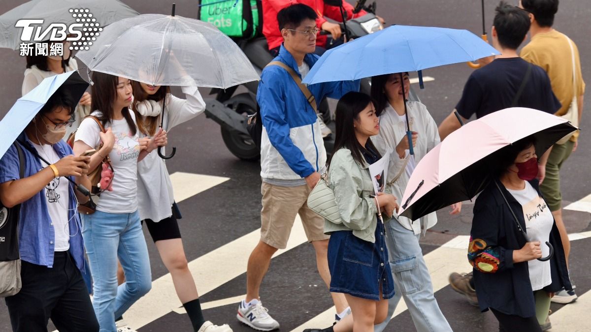 天氣/週末雷雨開炸!2波鋒面掠過 「全台大悶鍋」降溫時間曝