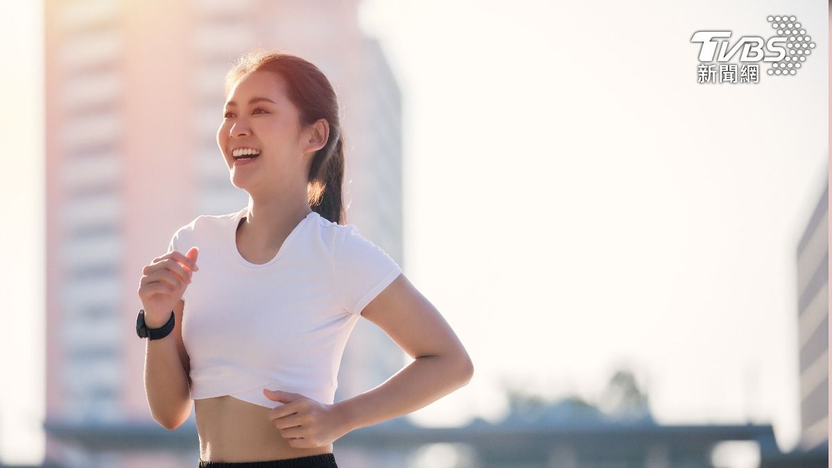 上班沒時間運動?醫教「這樣動1分鐘」就達標 CP值超高