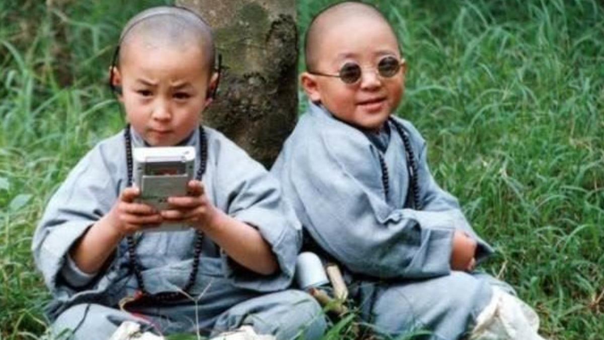 郝劭文（右）因《新烏龍院》一砲而紅！（圖／翻攝自微博）
