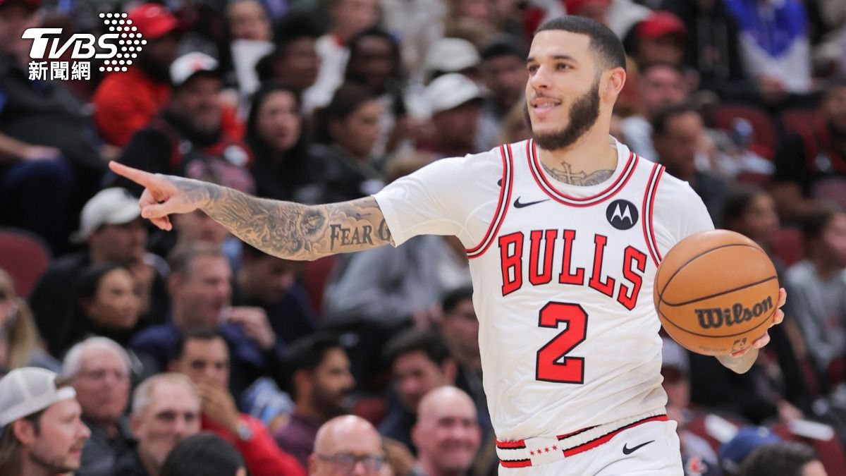 觀點/克服罕見膝傷 睽違1006天回歸的Lonzo Ball有多坎坷?