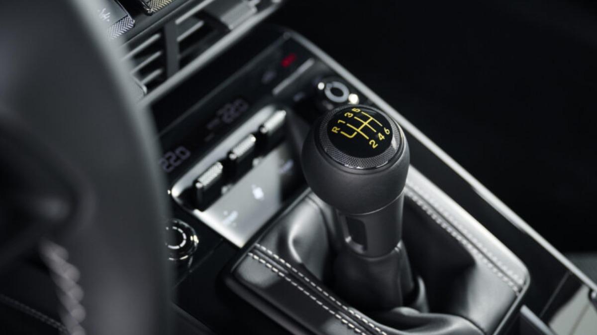 全新的GT3車型無論是手排或是自排,換檔齒比都縮短8%。(圖/Porsche提供)
