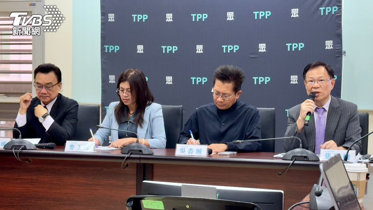 張啓楷曝民進黨協商「關麥克風」:要藍白提案修原民禁伐補償