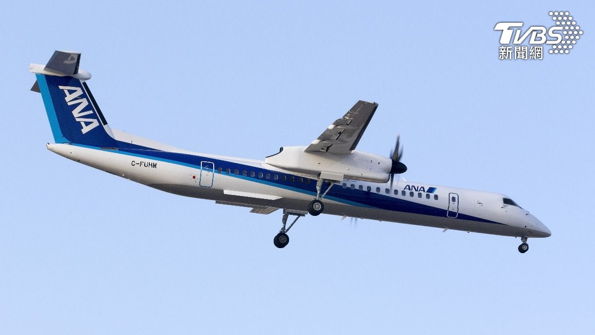 全日空客機大阪起飛!6400公尺高空「窗戶突龜裂」 急折返機場