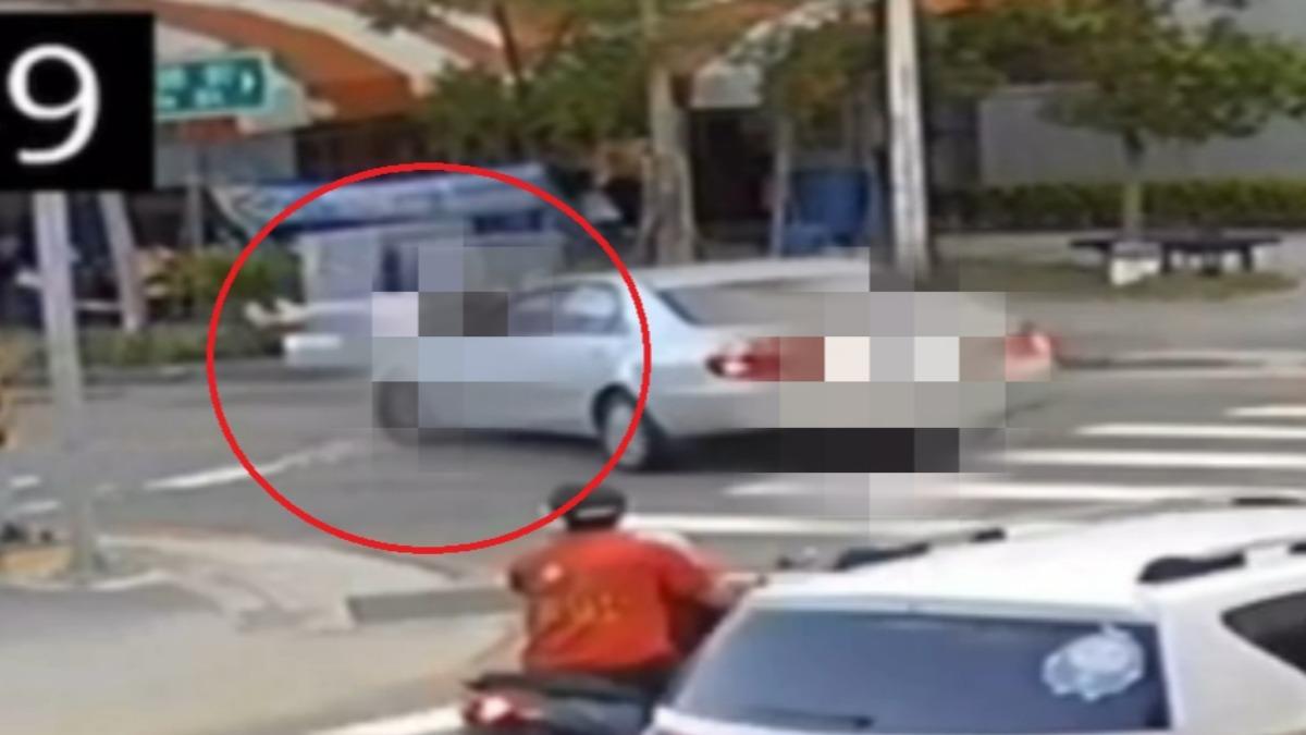 又是未成年偷開車!新竹17歲男撞飛母女3人 3歲童慘壓車下