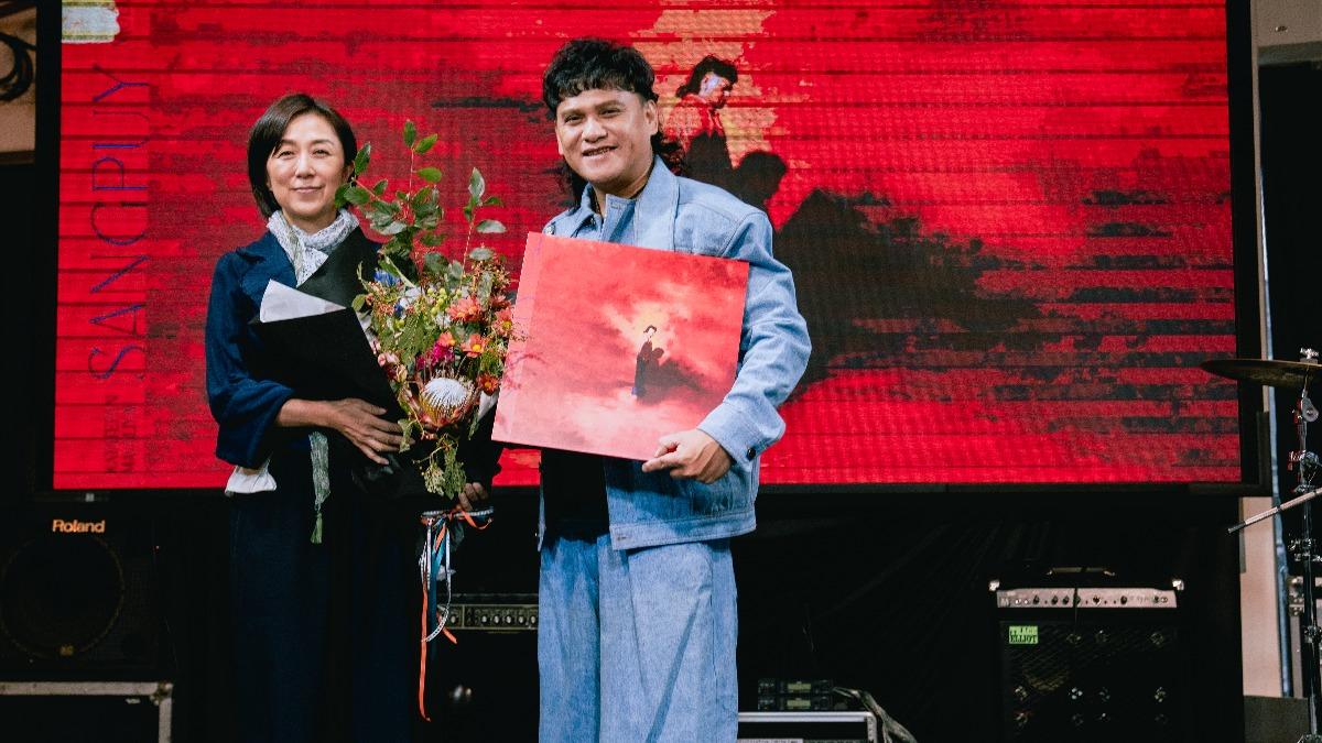 桑布伊找來黃韻玲站台。(圖/卡達德邦工作室提供)