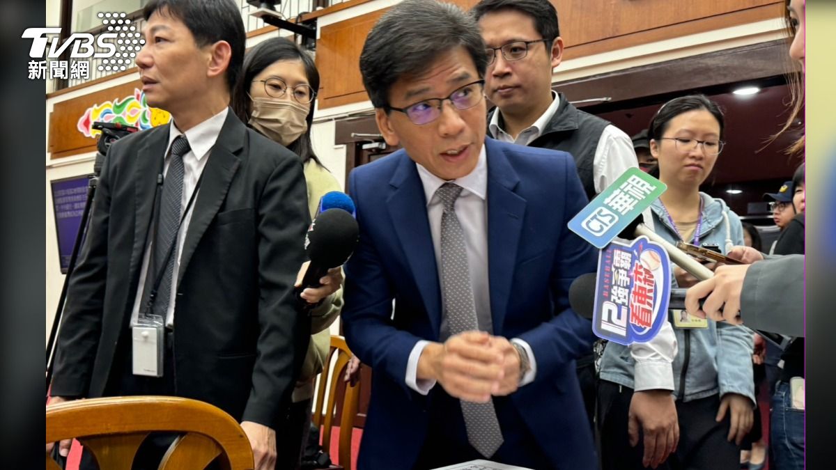 金管會「亞洲資產管理中心」首選高雄 賴士葆批:拍陳其邁馬屁