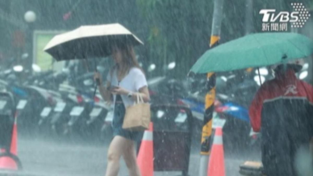 天氣／康芮颱風「各國預測路徑」曝光！　賈新興：觀察和潭美影響