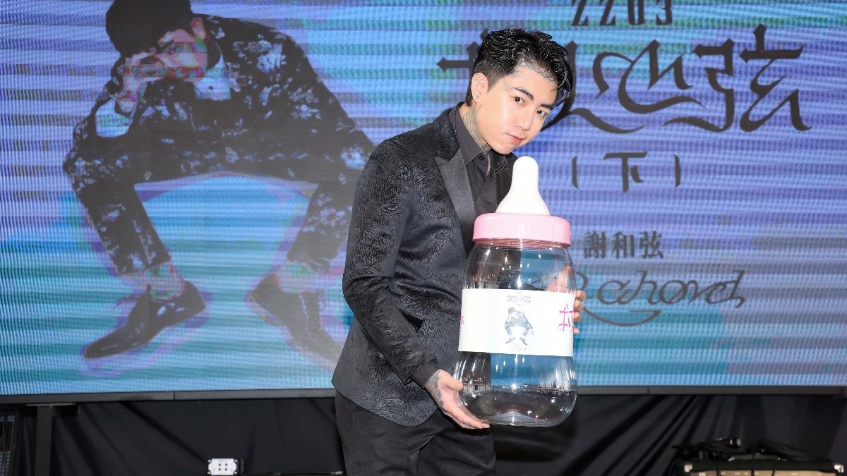 謝和弦婚後變了!女兒遭它攻擊發腫 爆氣:碎屍萬段