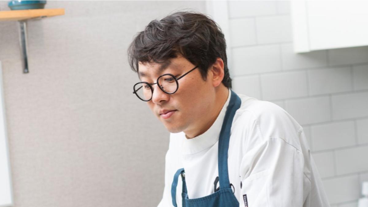 《黑白大廚》人氣主廚「神隱失聯」 出版社找嘸人緊急喊話