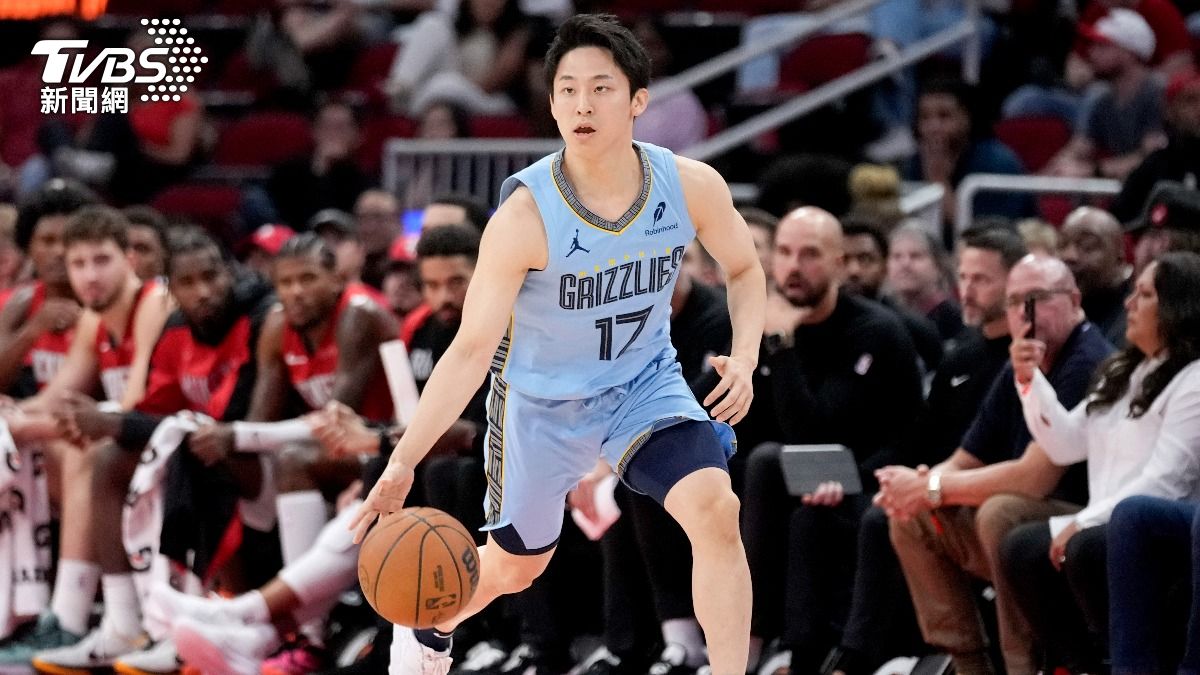 NBA/史上第4位日籍球員! 河村勇輝迎首秀送1助攻