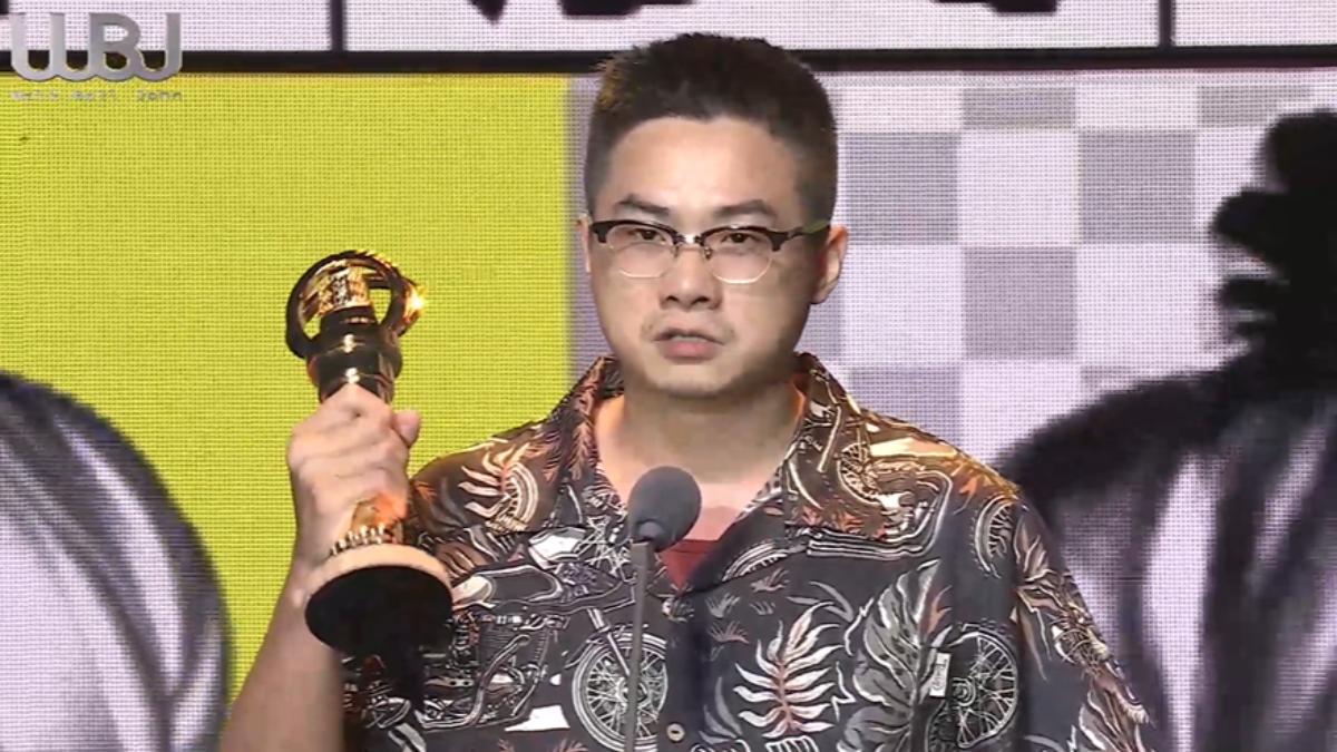 《山道猴子》奪走鐘獎年度影片! 作者哽咽「憶亡父」:入圍他很高興