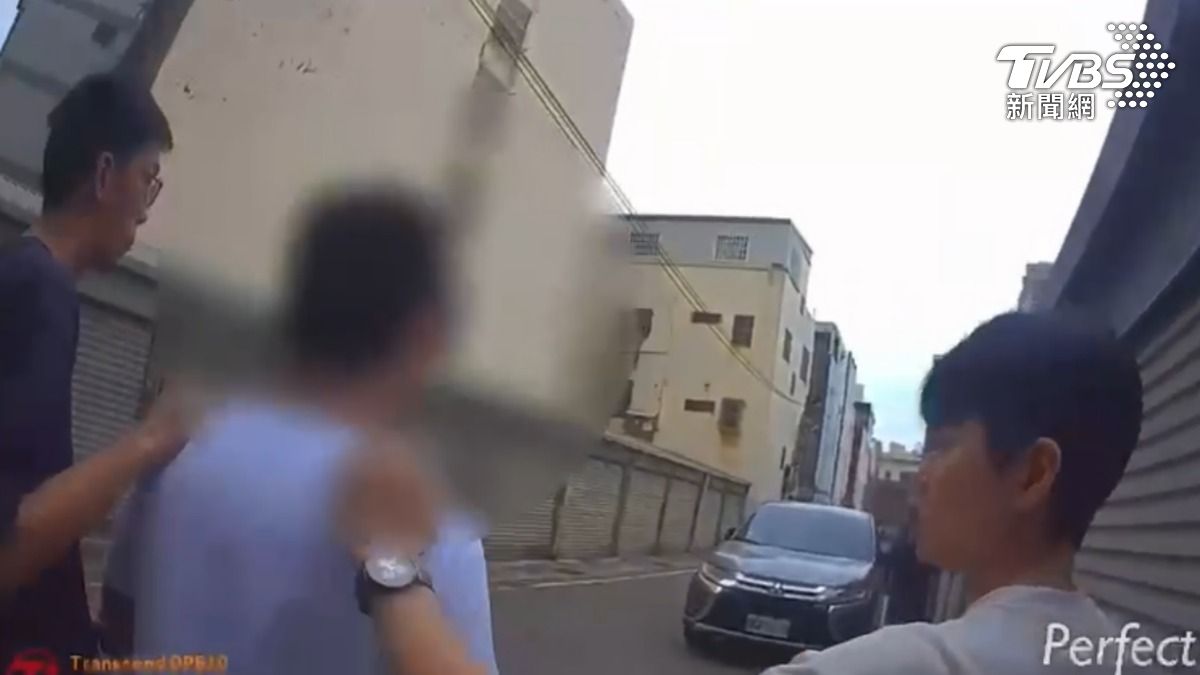 網售周杰倫黃牛票1張1萬 警上門逮人意外拆穿三方詐騙