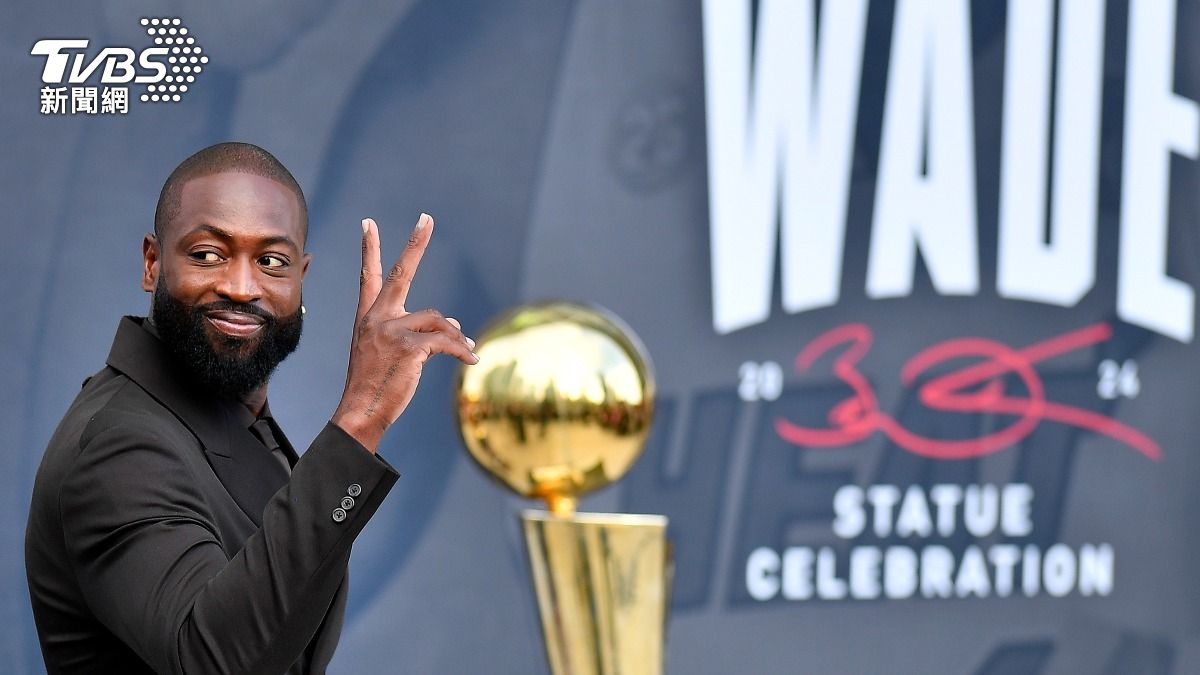 NBA/熱火揭幕韋德雕像!遭諷霸氣感盡失 本人也笑瘋:這哪位